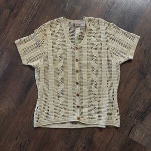 Vintage 90’s Woolrich Handknit Button Down Short Sleeve Cardigan/Sweater Tan